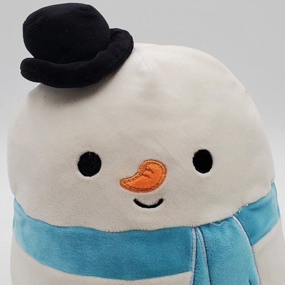 Squishmallows Manny the Snowman - Picture 9 of 15